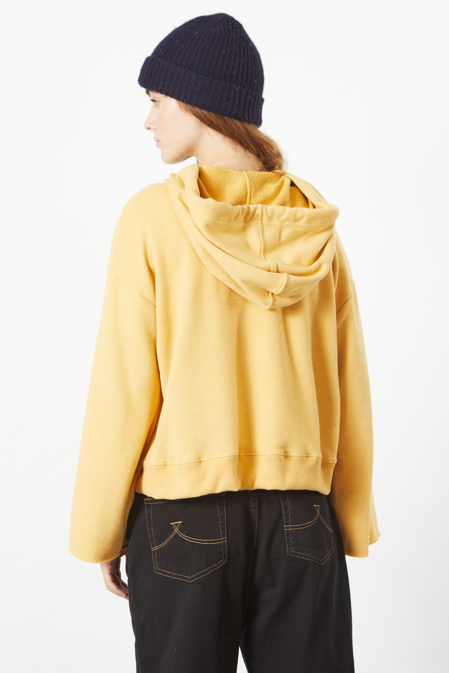 johnlcook_buzo-chill-out-hoodie_42-20-2023__picture-12741