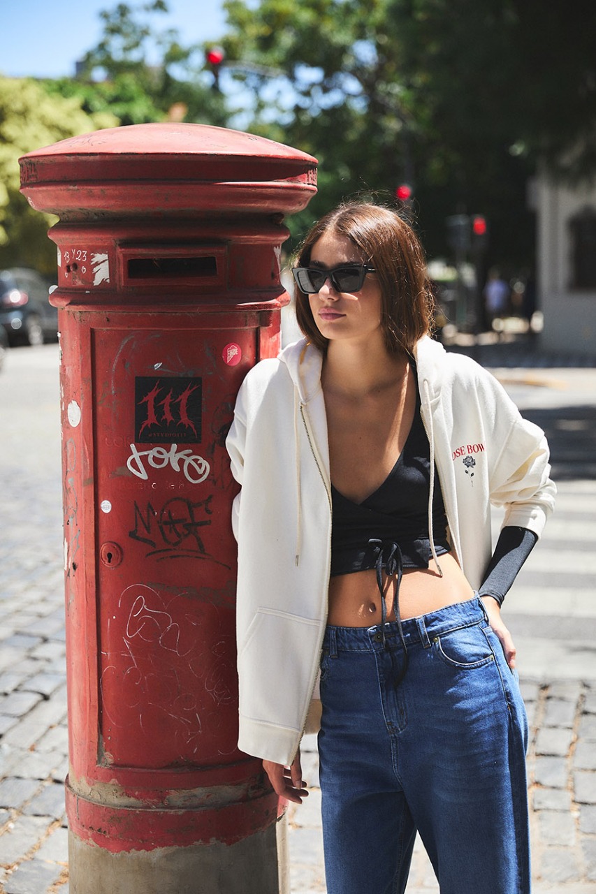 Remera Karlie