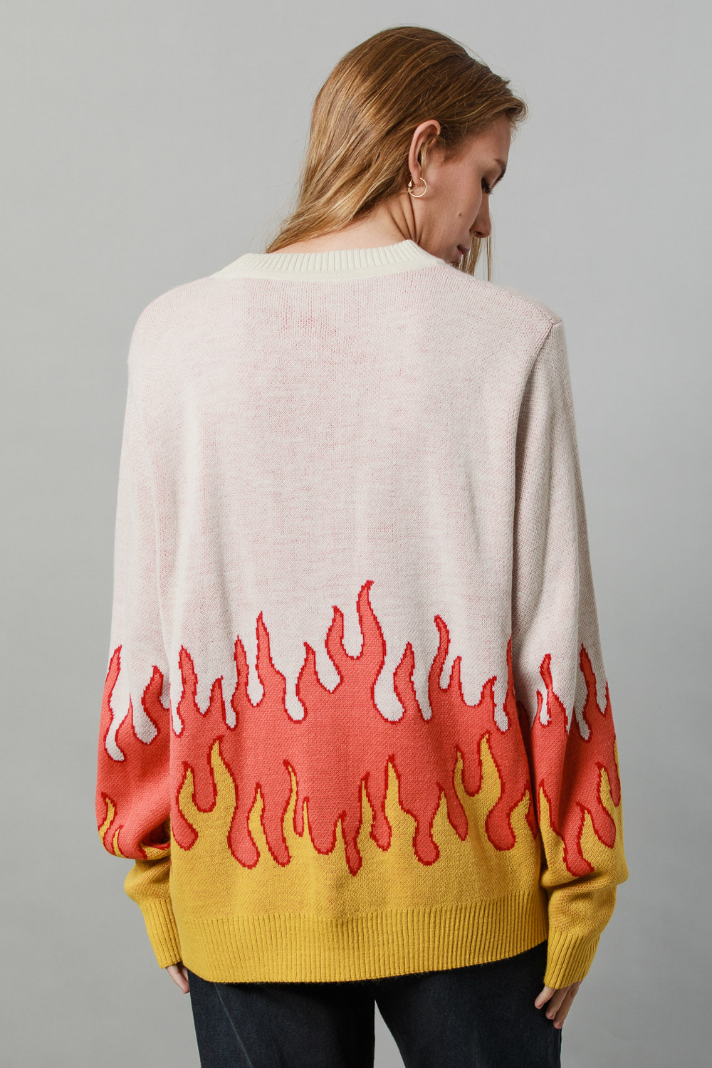 johnlcook_sweater-new-flames_11-30-2022__picture-8542